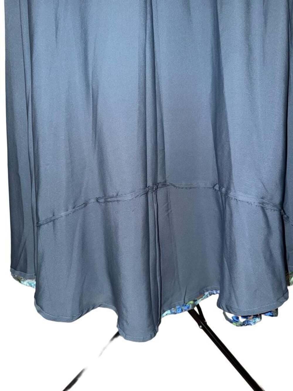 NWT The Saree Room Grey Blossom Lehenga Maxi Skirt - Size XS - Picture 11 of 12
